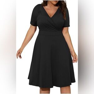 148. NWT Shirt Dress Wrap V-Neck Short Sleeve MIDI Swing 2X Plus Size